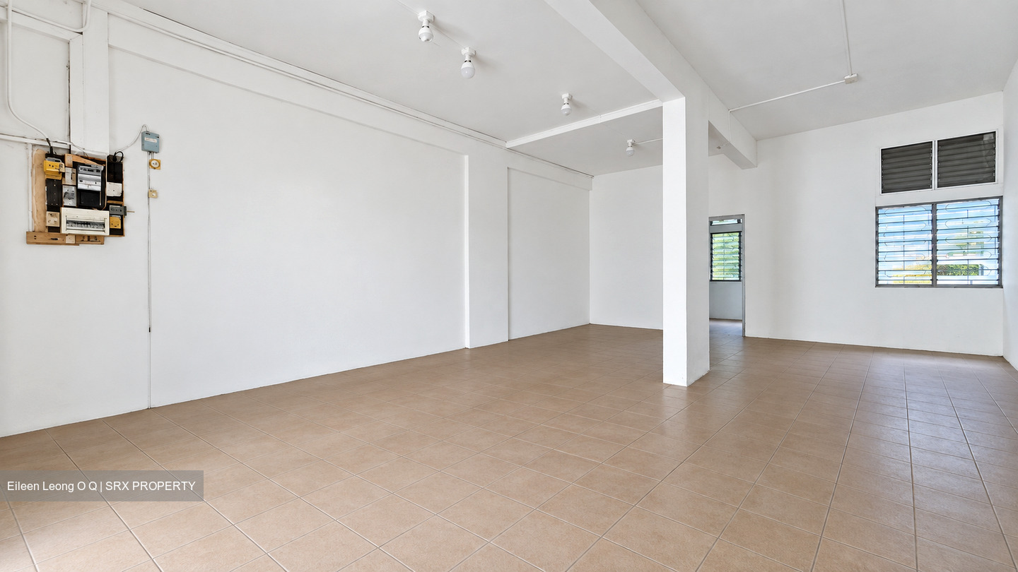 Yio Chu Kang Green (D20), Shop House #622551331